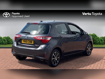 Used Toyota Yaris 2019 for sale - 79124304: Photo