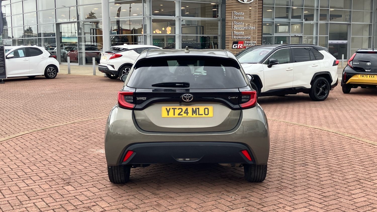 Used Toyota Yaris 2024 for sale - 77901471: Photo 19