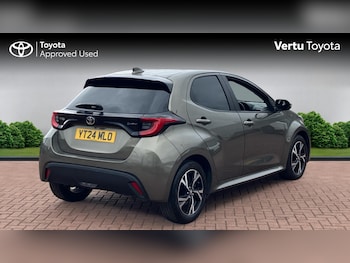 Used Toyota Yaris 2024 for sale - 77901471: Photo