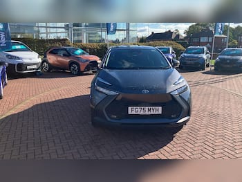 Used Toyota C-HR 2025 for sale - 79855681: Photo