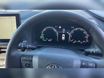 Used Toyota C-HR 2025 for sale - 79855681: Photo