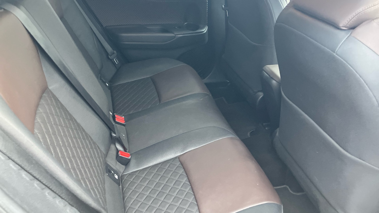 Used Toyota C-HR 2018 for sale - 77184774: Photo 12