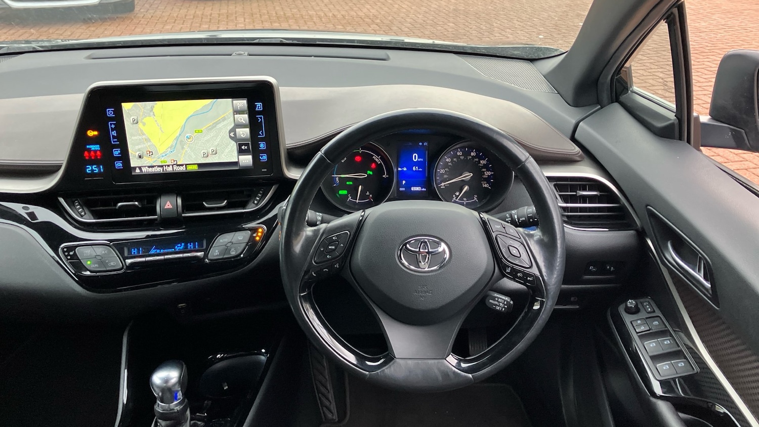 Used Toyota C-HR 2018 for sale - 77184774: Photo 6