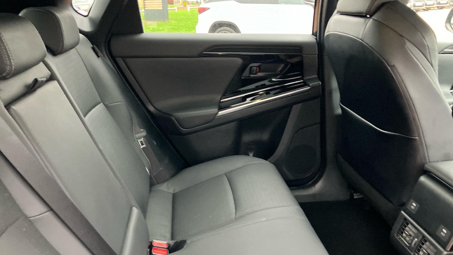 Used Toyota Other 2024 for sale - 77026007: Photo 12