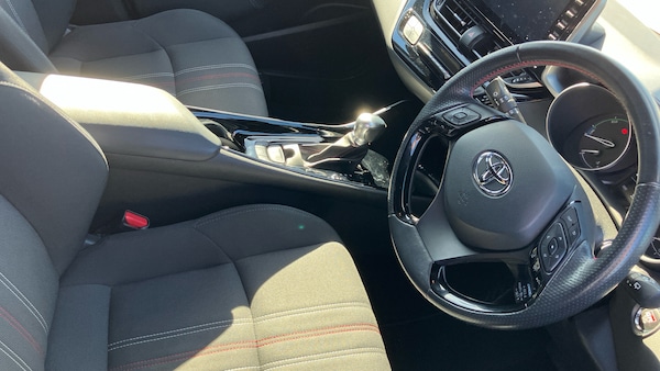 Used Toyota C-HR 2022 for sale - 76298866: Photo 11