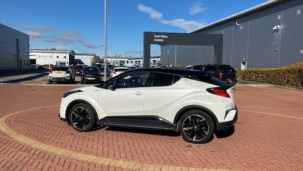 Used Toyota C-HR 2022 for sale - 76298866: Photo 32