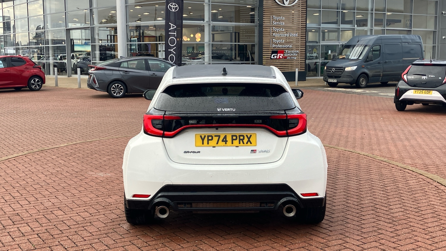 Used Toyota Yaris 2024 for sale - 77003206: Photo 19