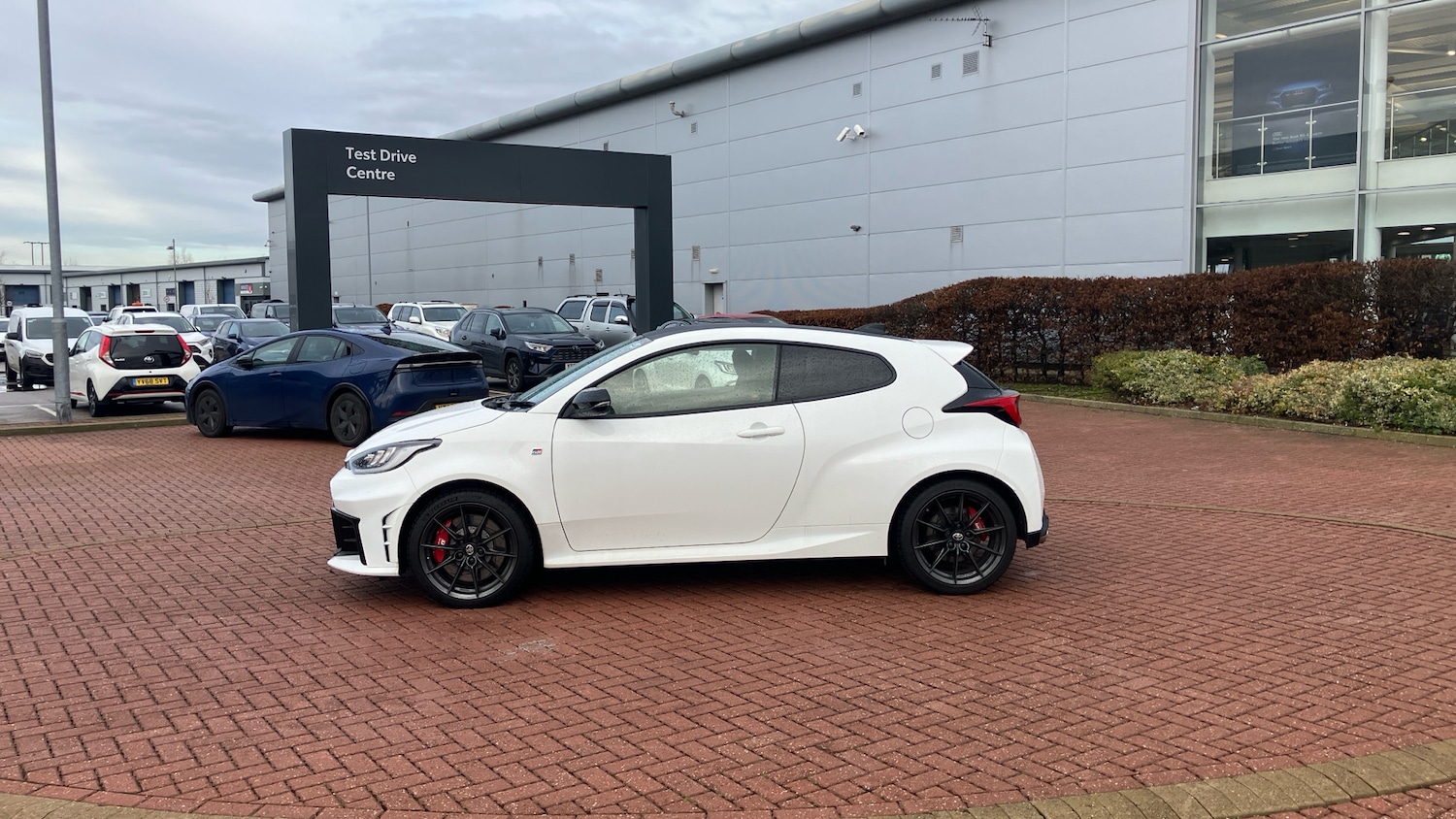 Used Toyota Yaris 2024 for sale - 77003206: Photo 28