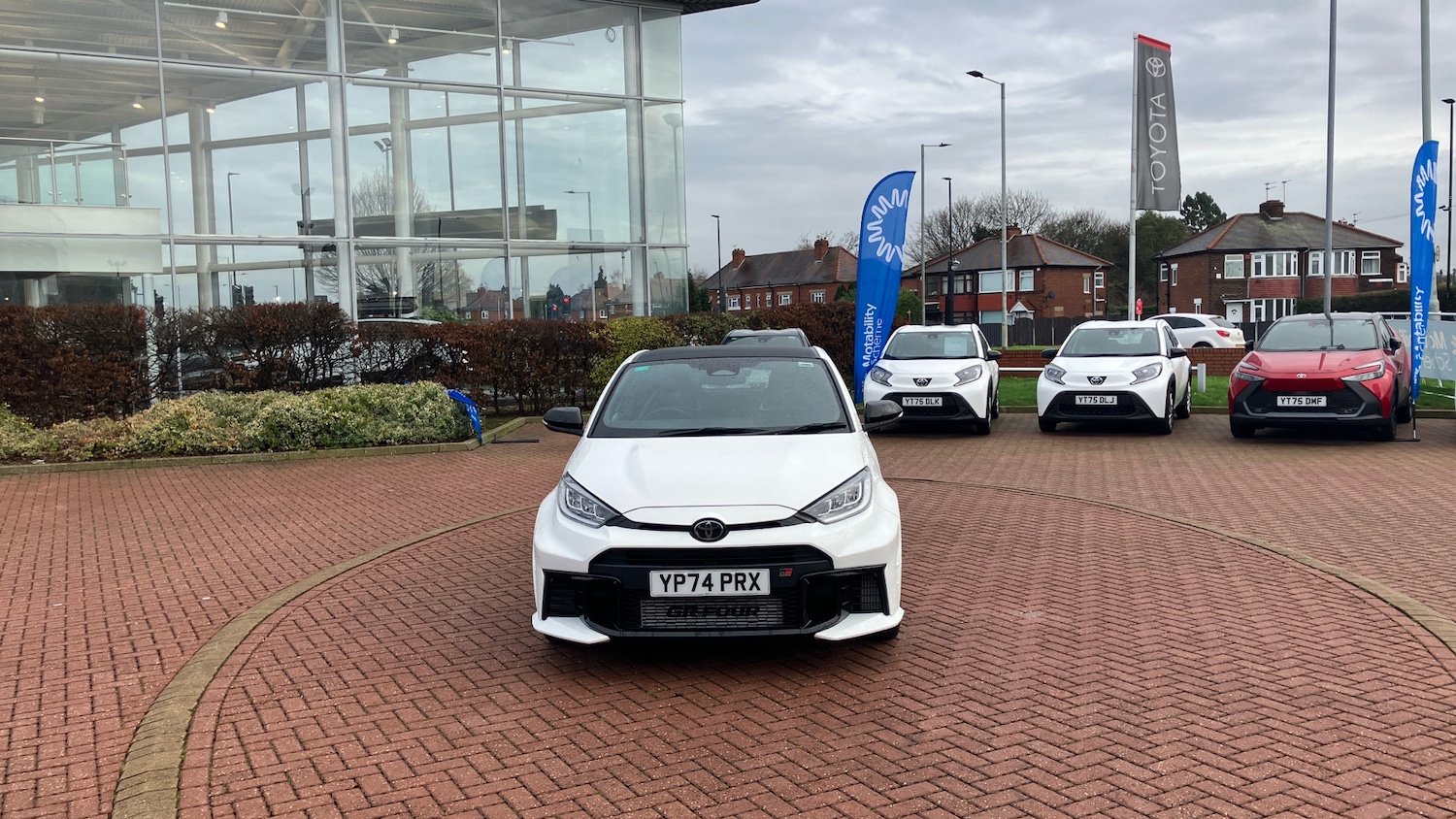 Used Toyota Yaris 2024 for sale - 77003206: Photo 30