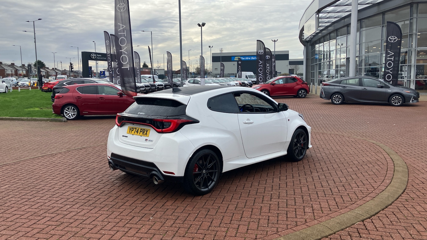 Used Toyota Yaris 2024 for sale - 77003206: Photo 41