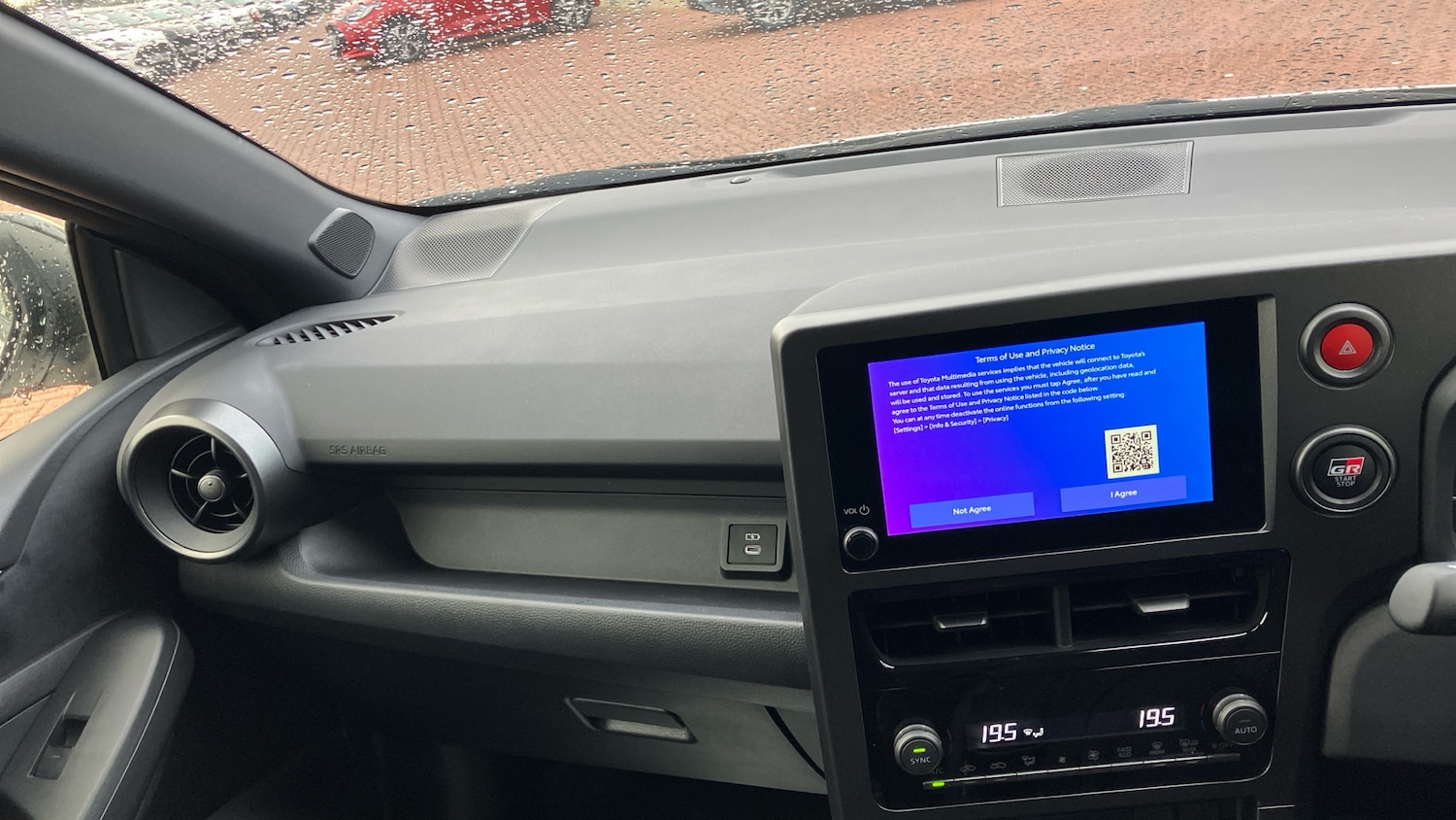 Used Toyota Yaris 2024 for sale - 77003206: Photo 42