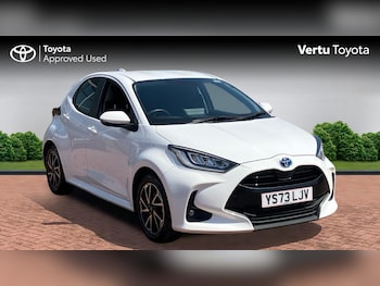 Used Toyota Yaris 2024 for sale - 79008293: Photo