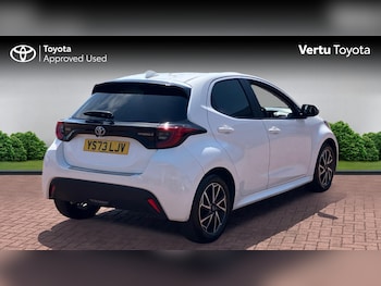 Used Toyota Yaris 2024 for sale - 79008293: Photo