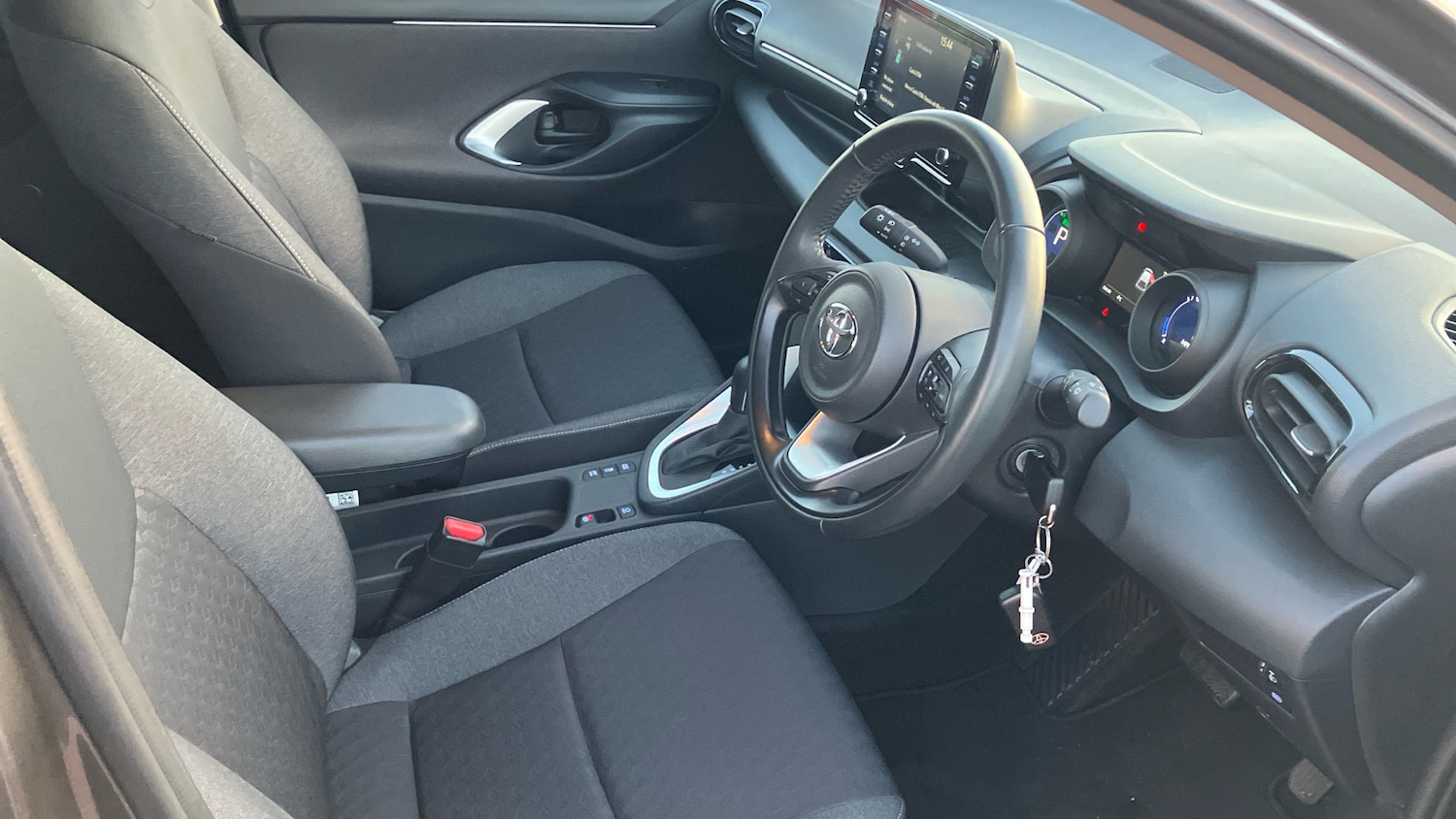 Used Toyota Yaris 2022 for sale - 76627858: Photo 11