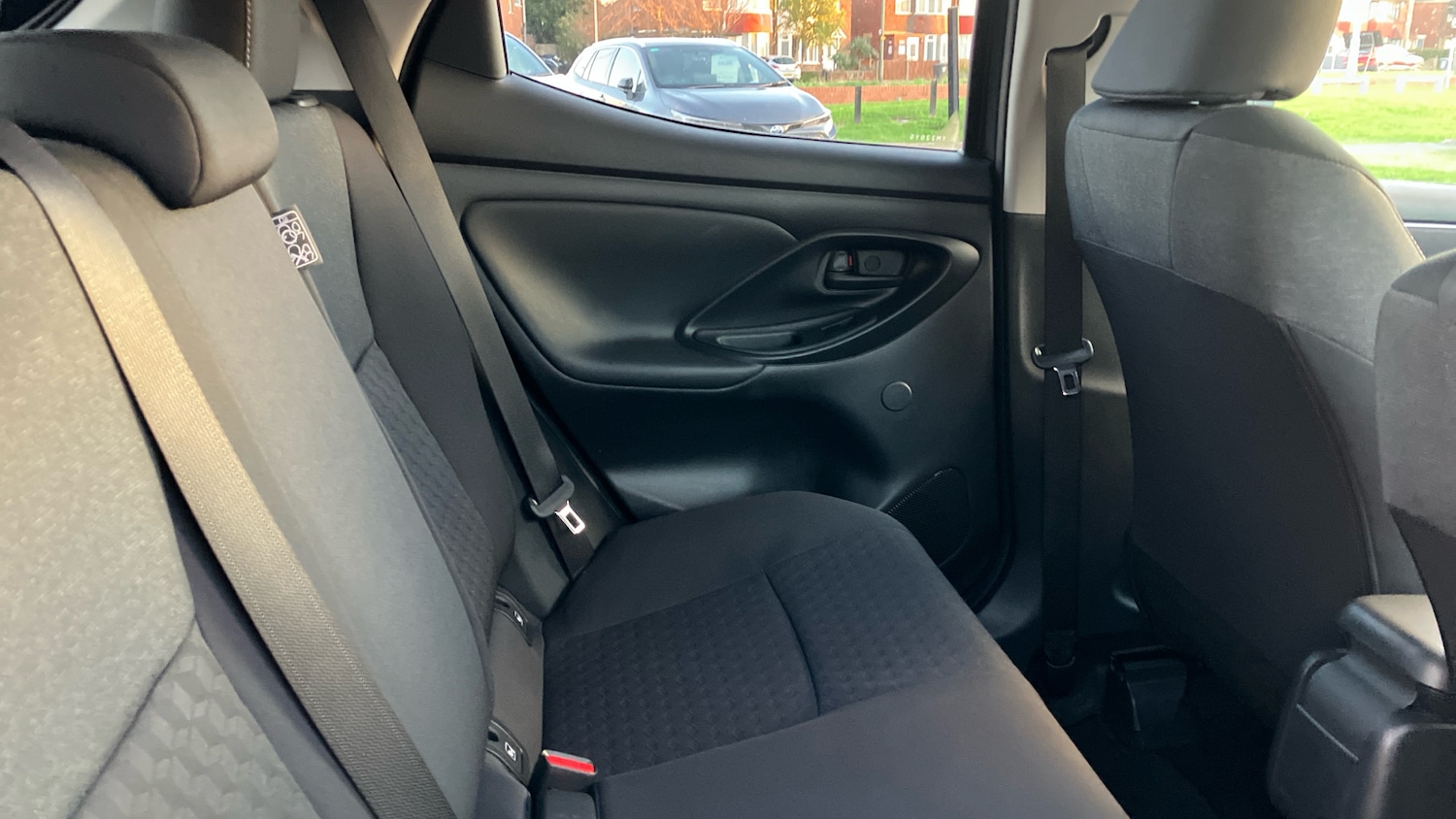 Used Toyota Yaris 2022 for sale - 76627858: Photo 12