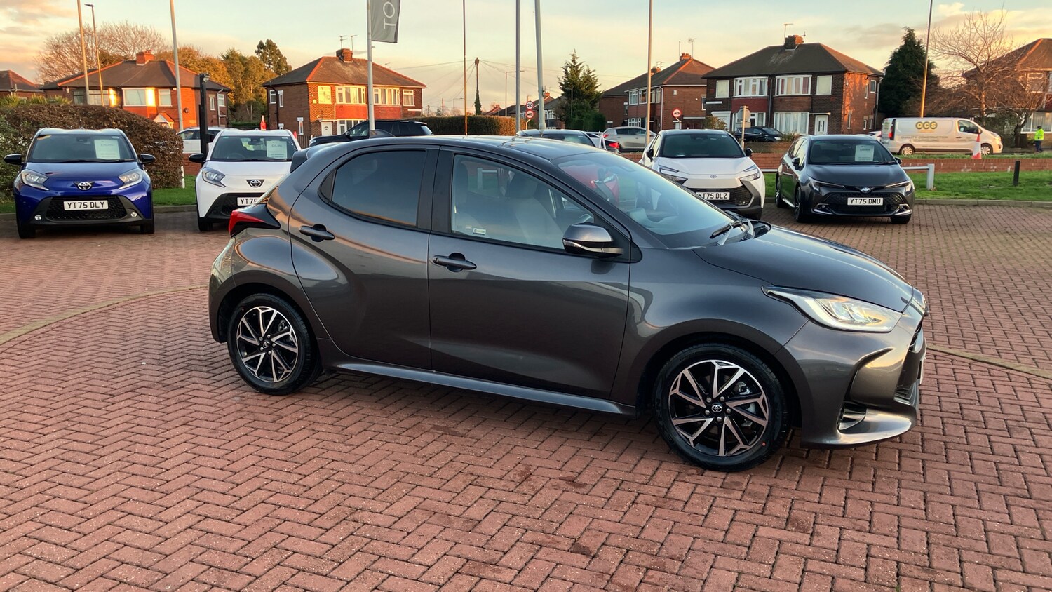 Used Toyota Yaris 2022 for sale - 76627858: Photo 32