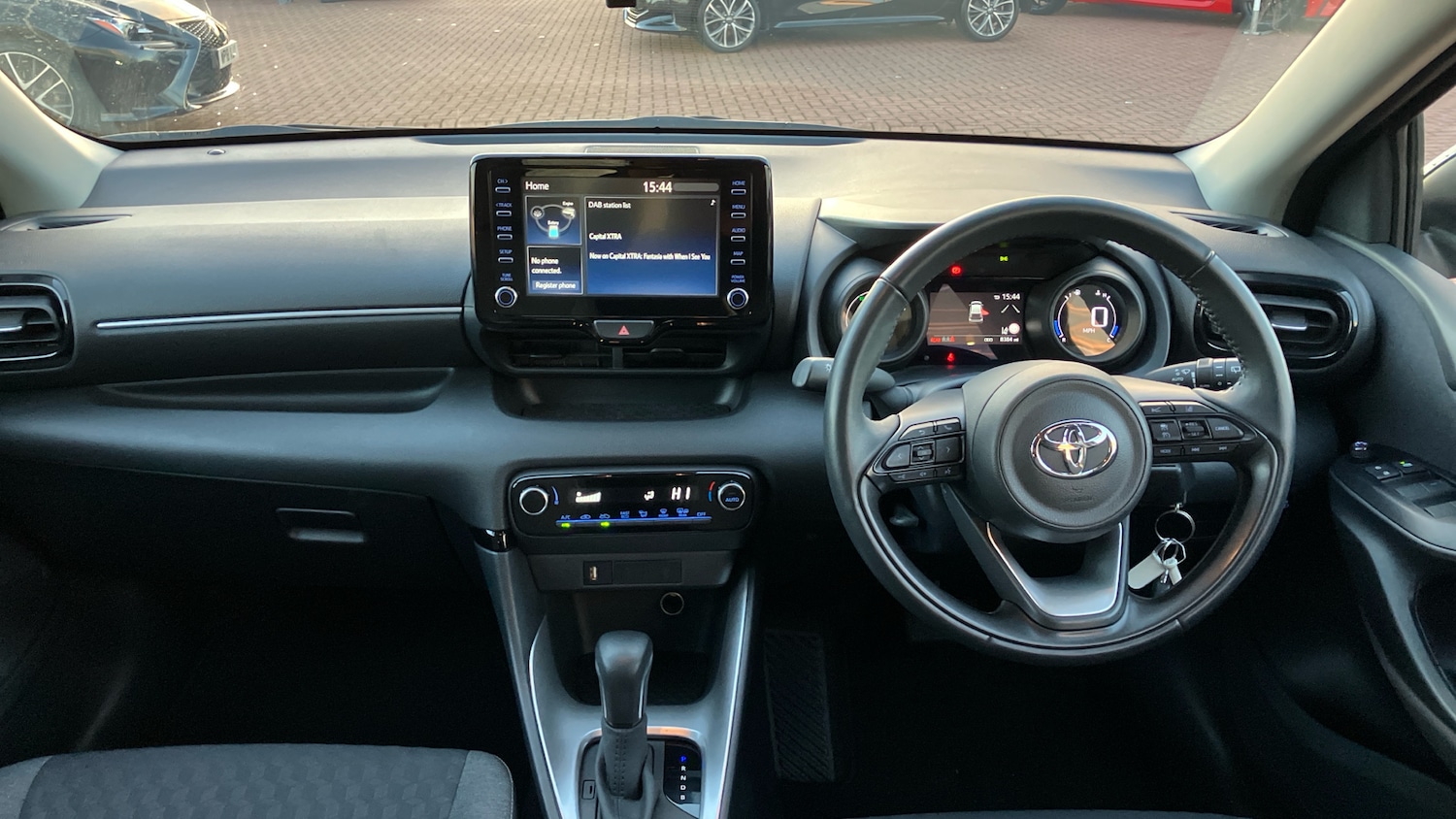 Used Toyota Yaris 2022 for sale - 76627858: Photo 5