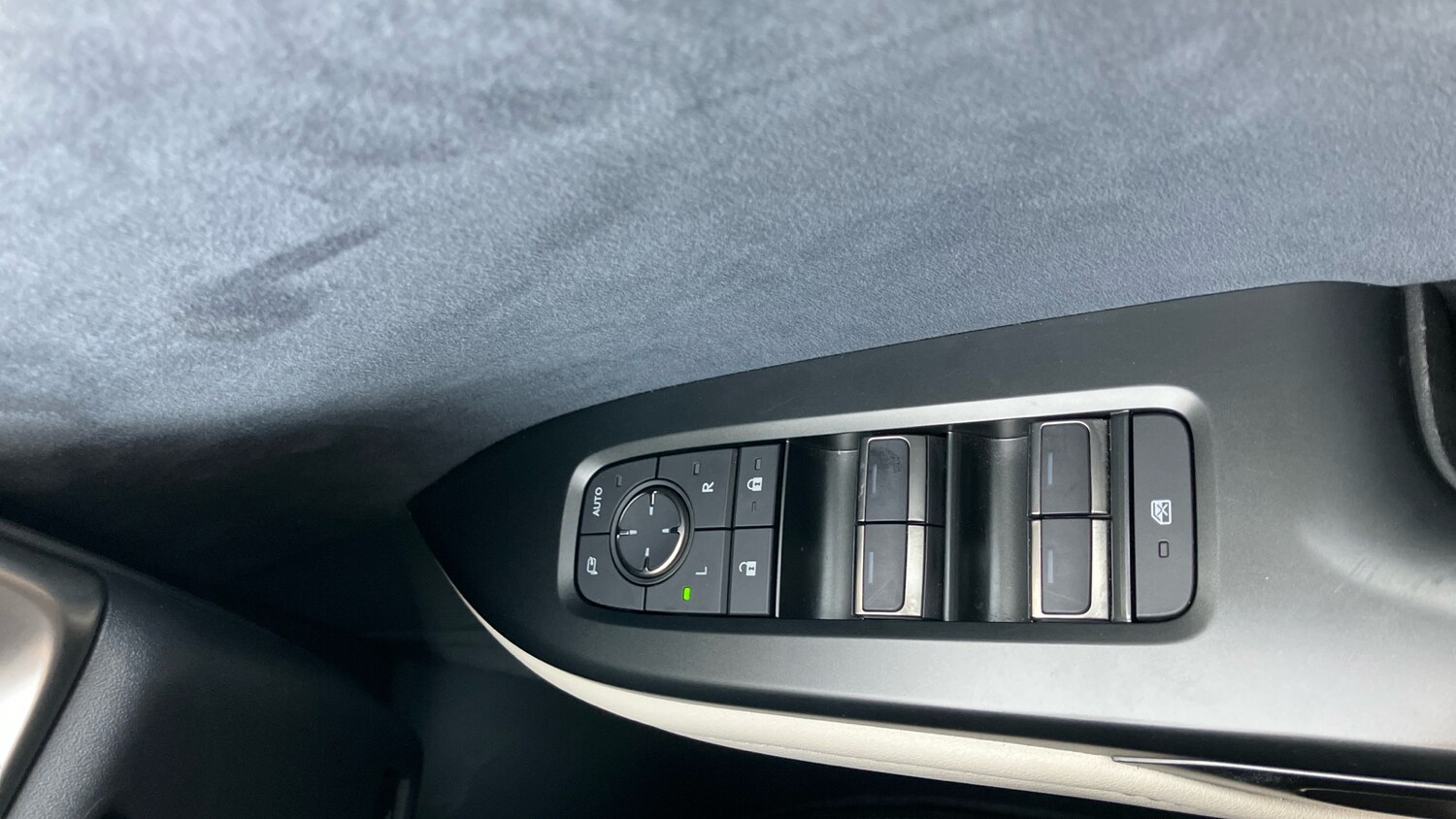 Used Lexus RZ 2024 for sale - 78012499: Photo 41