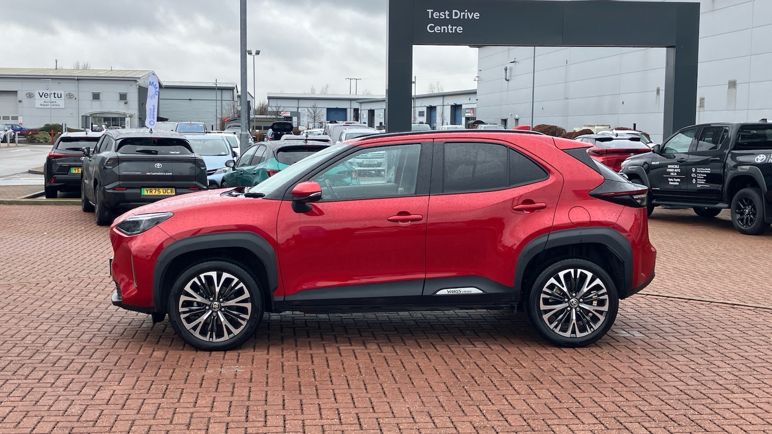 Used Toyota Yaris Cross 2024 for sale - 77595186: Photo 17