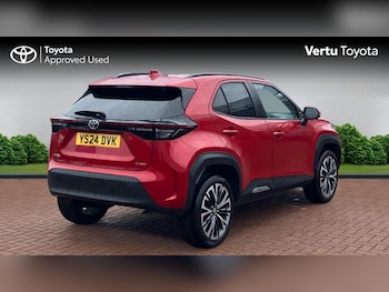 Used Toyota Yaris Cross 2024 for sale - 77595186: Photo