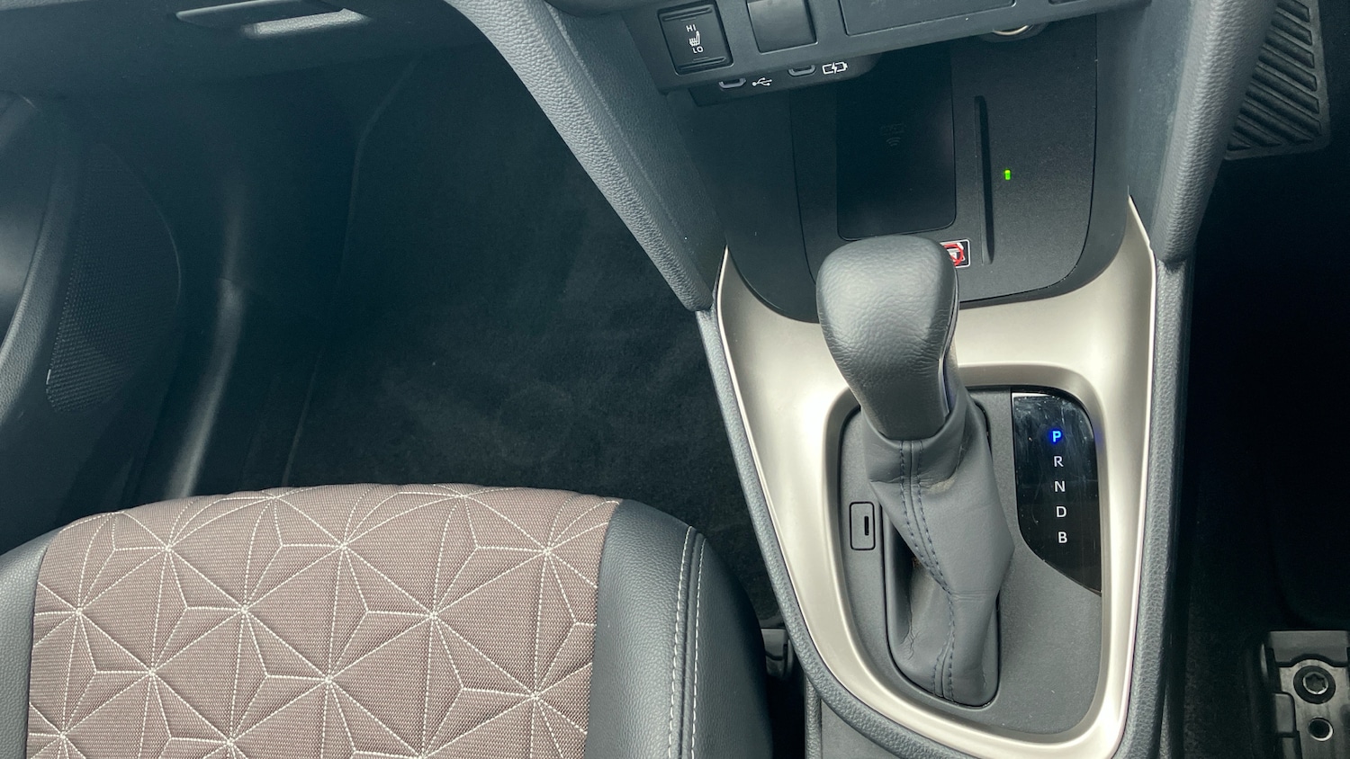 Used Toyota Yaris Cross 2024 for sale - 77595186: Photo 40