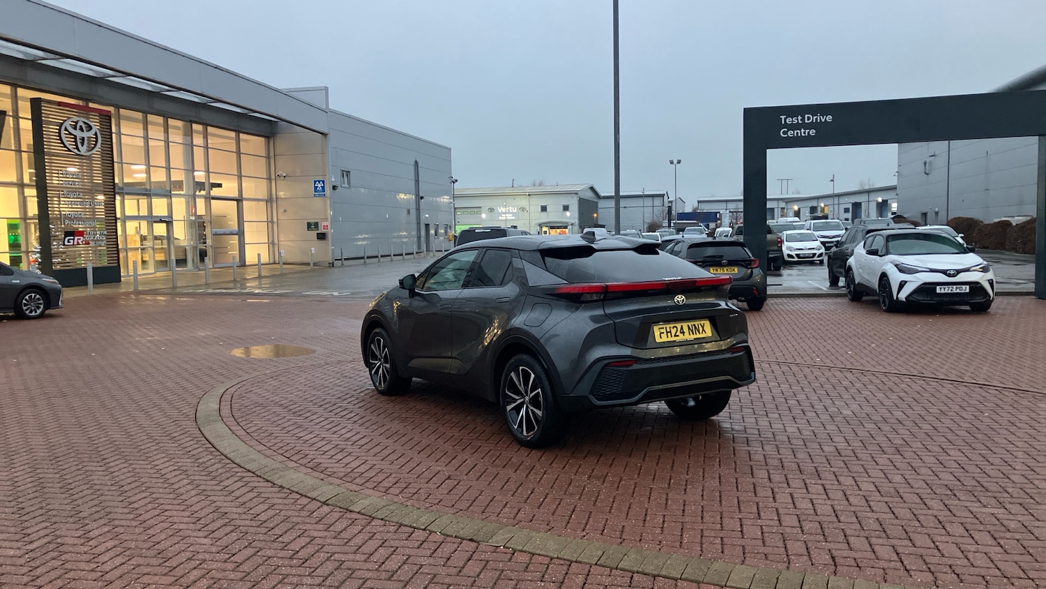 Used Toyota C-HR 2024 for sale - 77196355: Photo 33