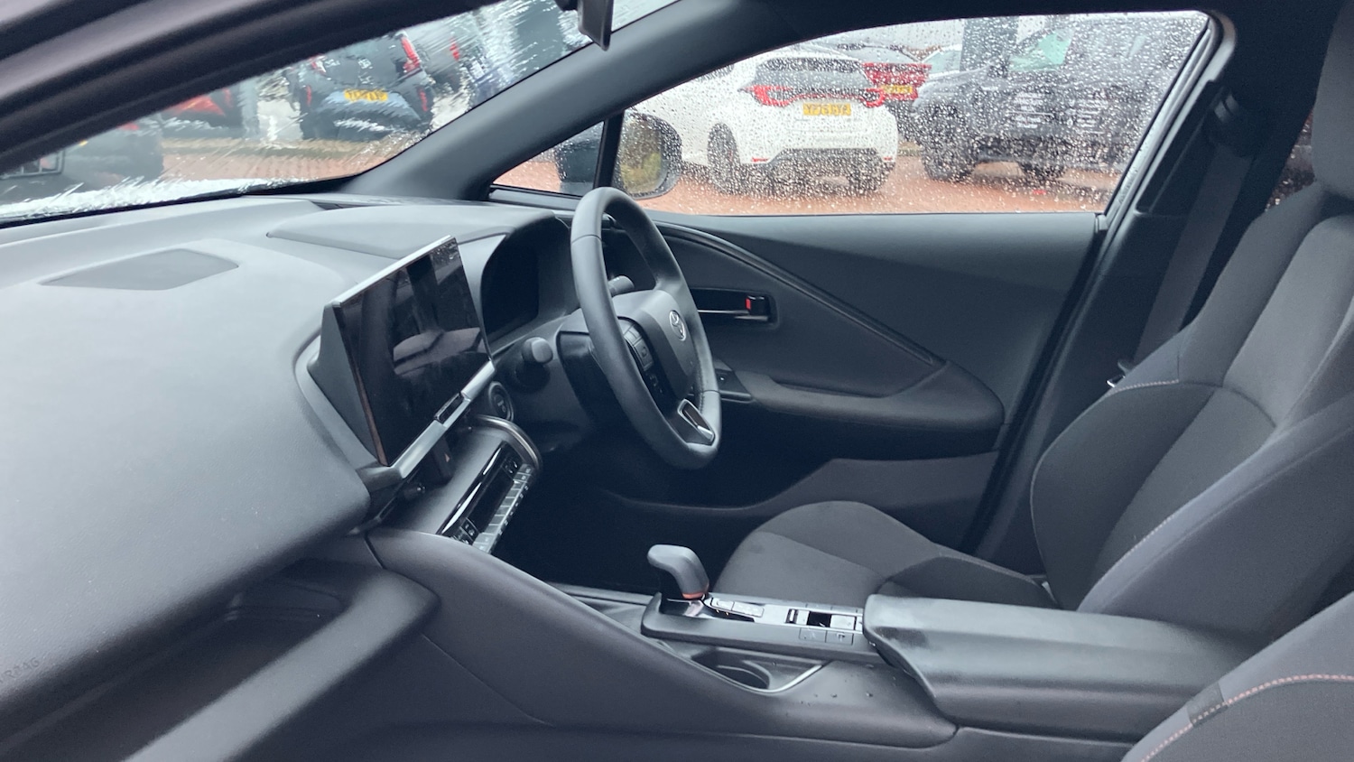 Used Toyota C-HR 2024 for sale - 77570542: Photo 10