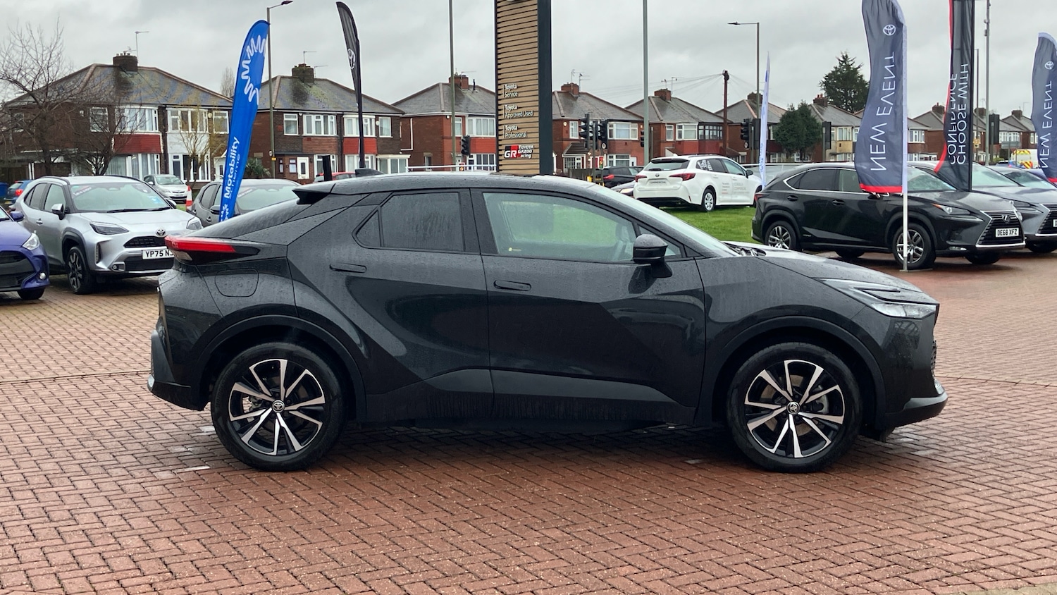 Used Toyota C-HR 2024 for sale - 77570542: Photo 16