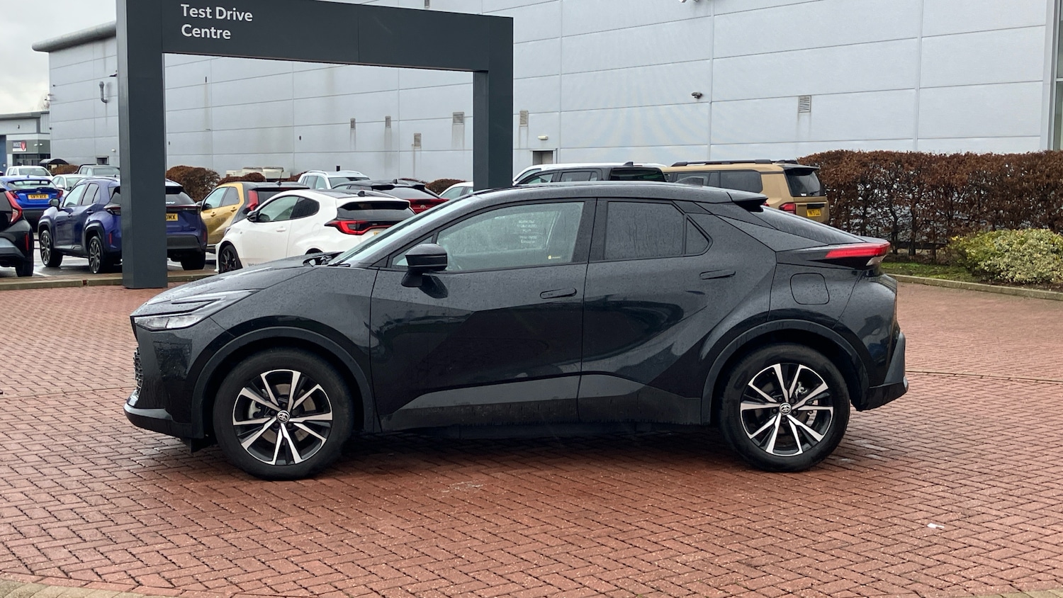 Used Toyota C-HR 2024 for sale - 77570542: Photo 17
