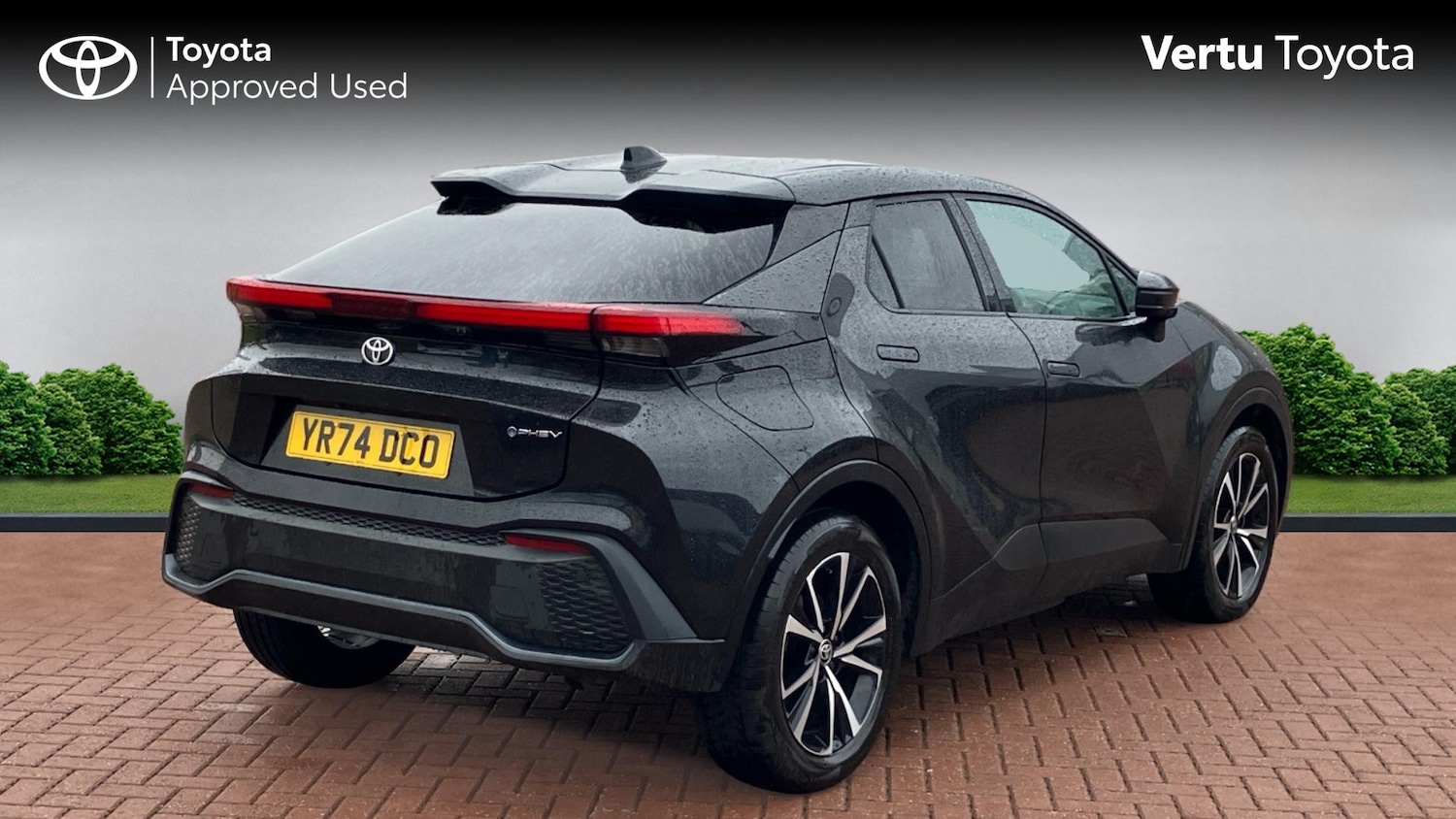 Used Toyota C-HR 2024 for sale - 77570542: Photo 2