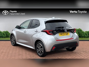 Used Toyota Yaris 2023 for sale - 79297032: Photo
