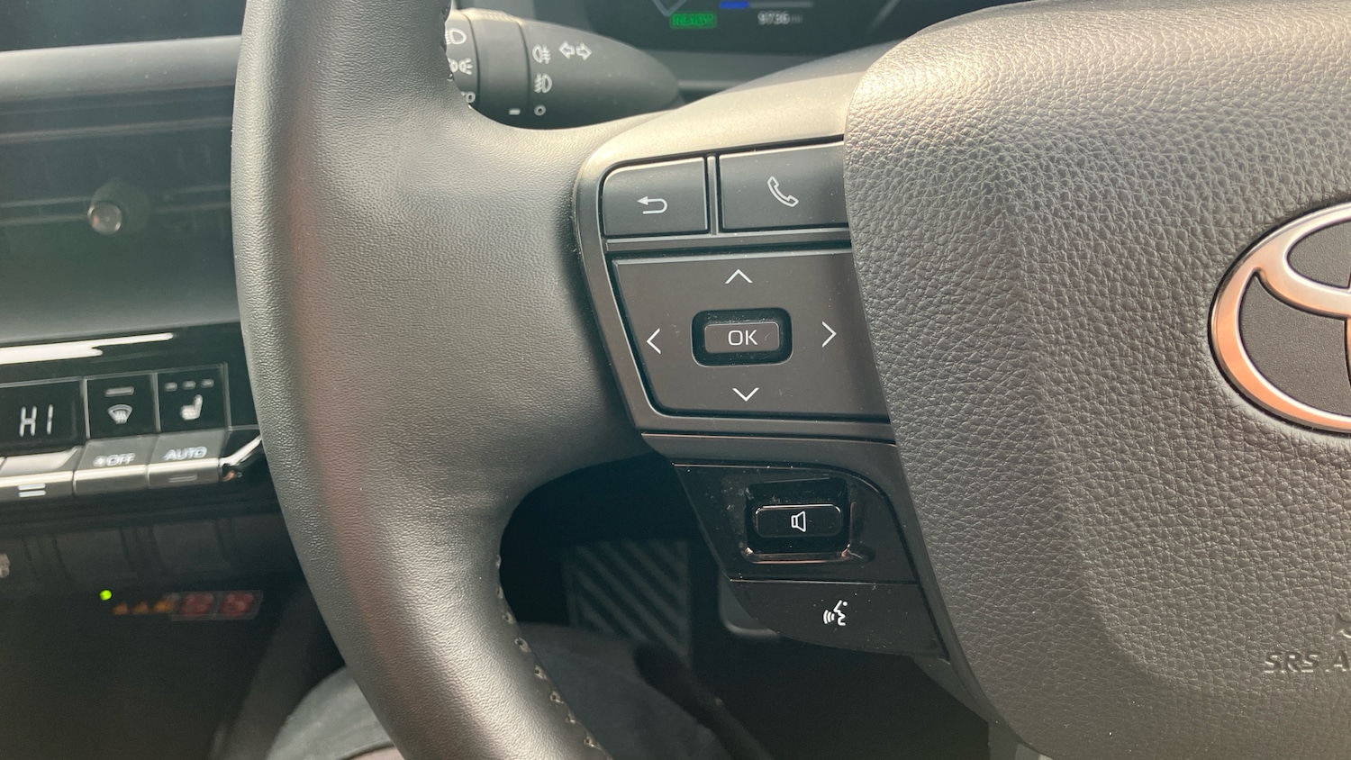 Used Toyota C-HR 2024 for sale - 78164627: Photo 43