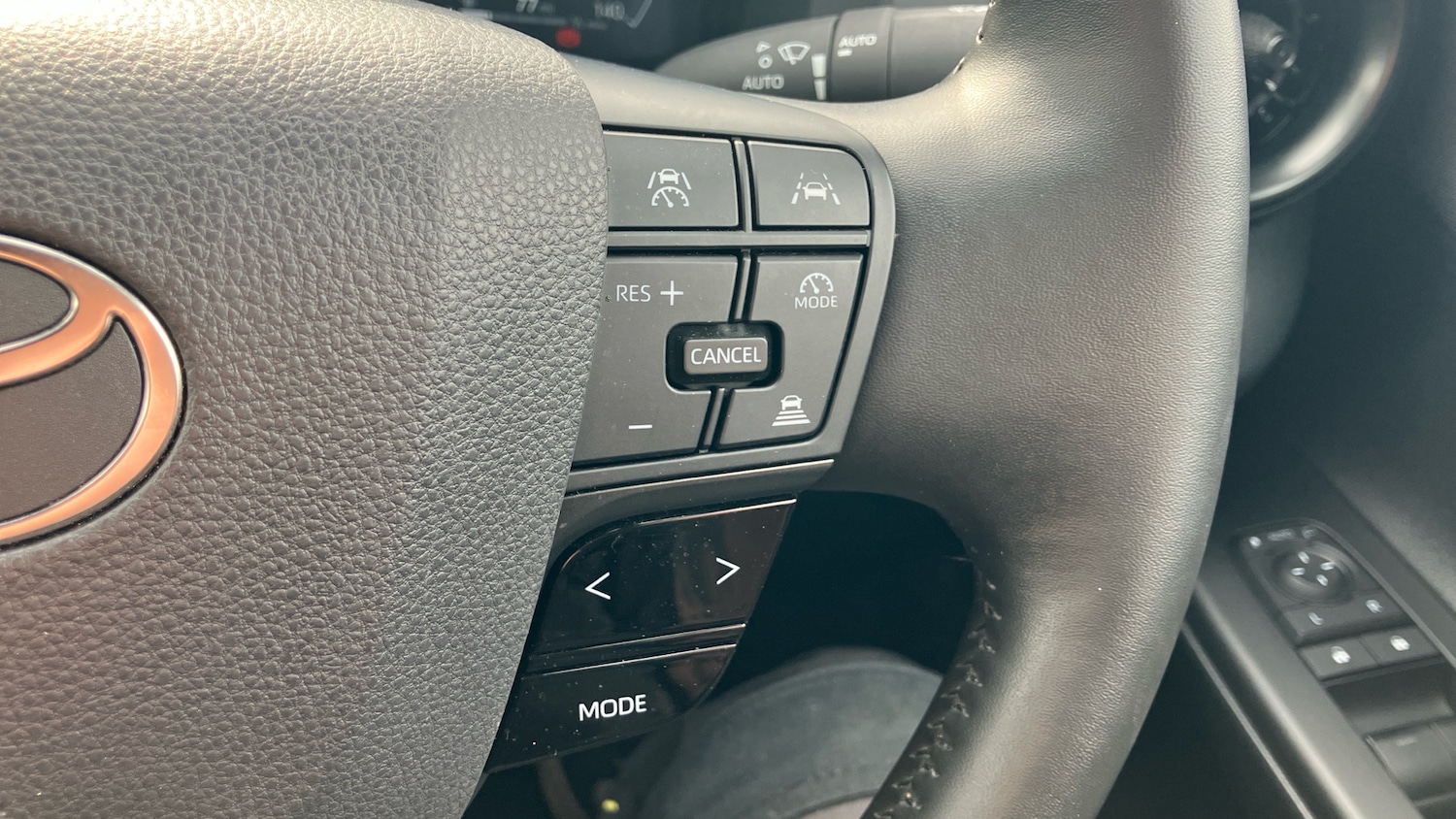 Used Toyota C-HR 2024 for sale - 78164627: Photo 44