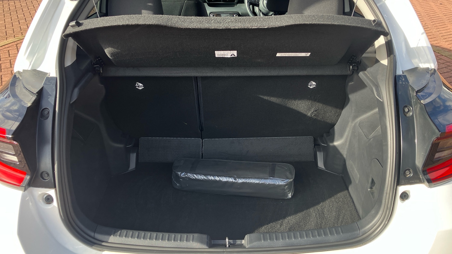 Used Toyota Yaris 2023 for sale - 77668390: Photo 14