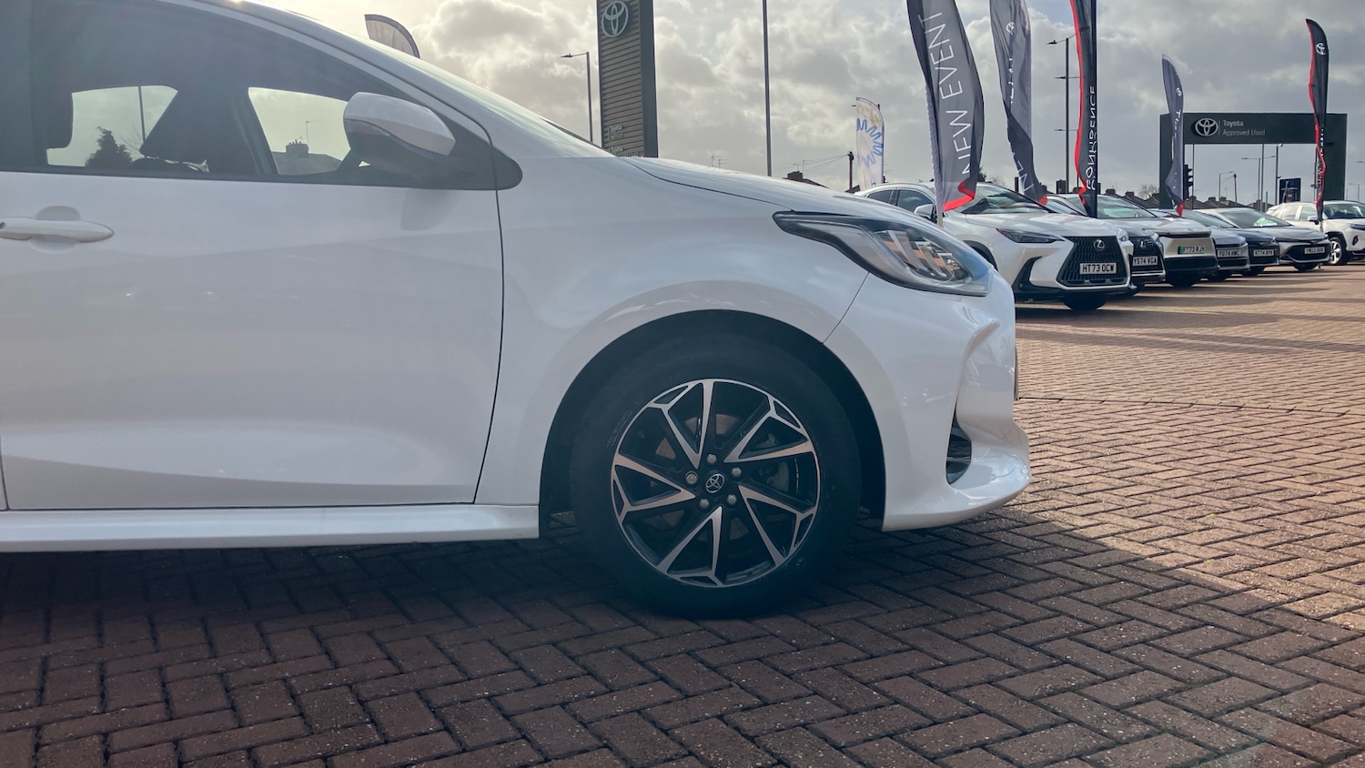 Used Toyota Yaris 2023 for sale - 77668390: Photo 18