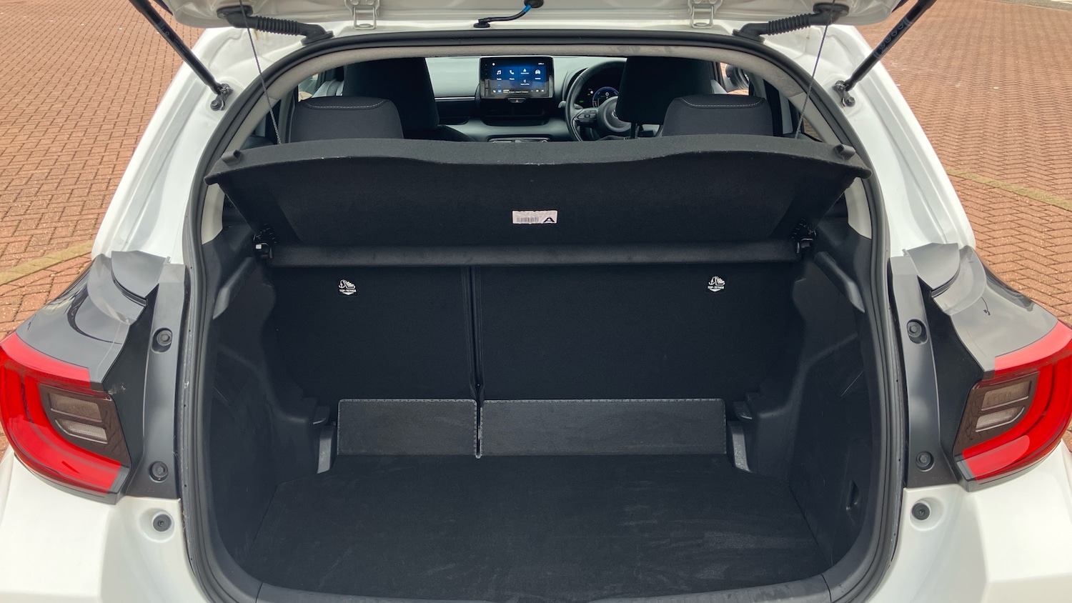 Used Toyota Yaris 2024 for sale - 77830429: Photo 14