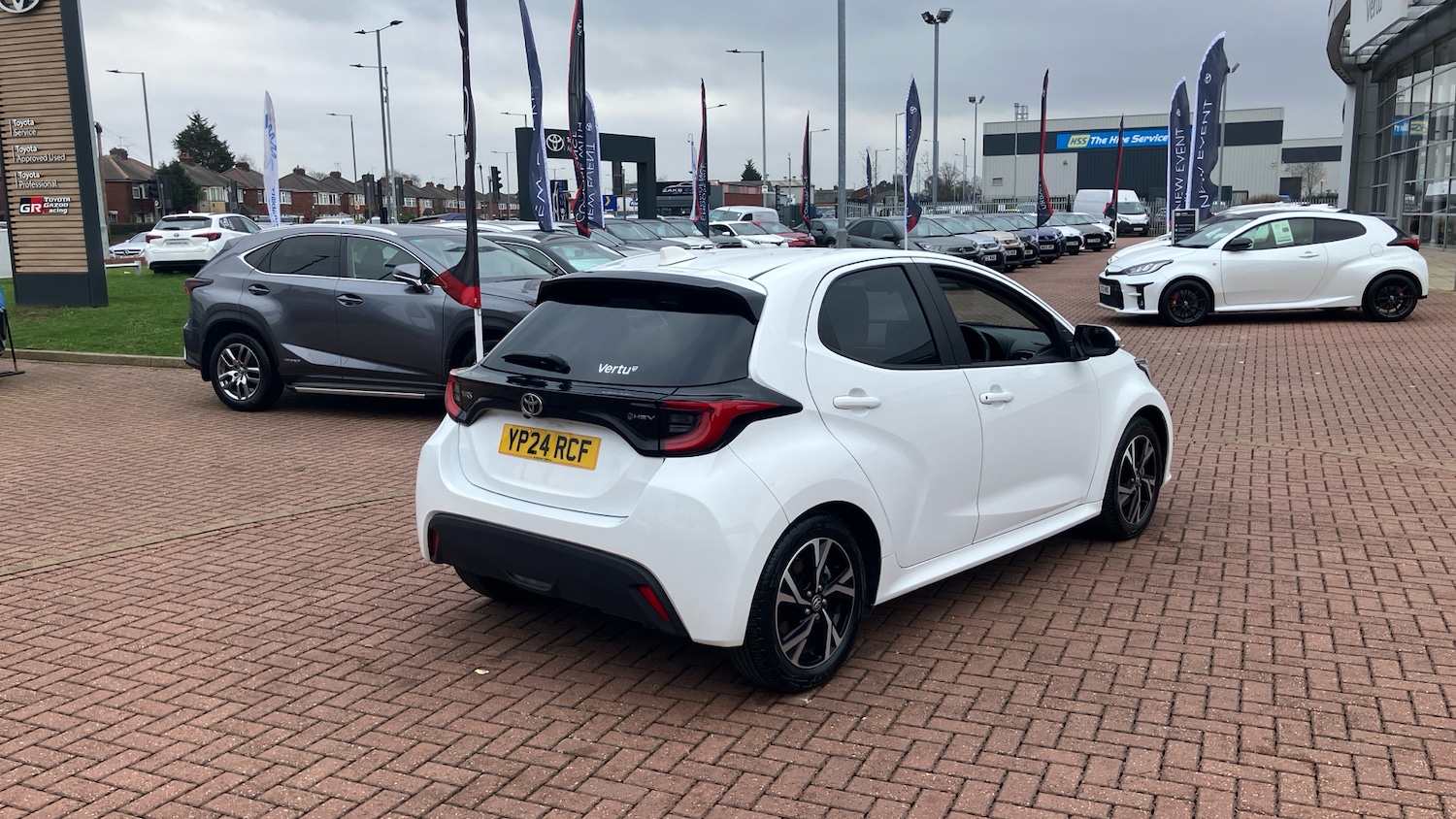 Used Toyota Yaris 2024 for sale - 77830429: Photo 33