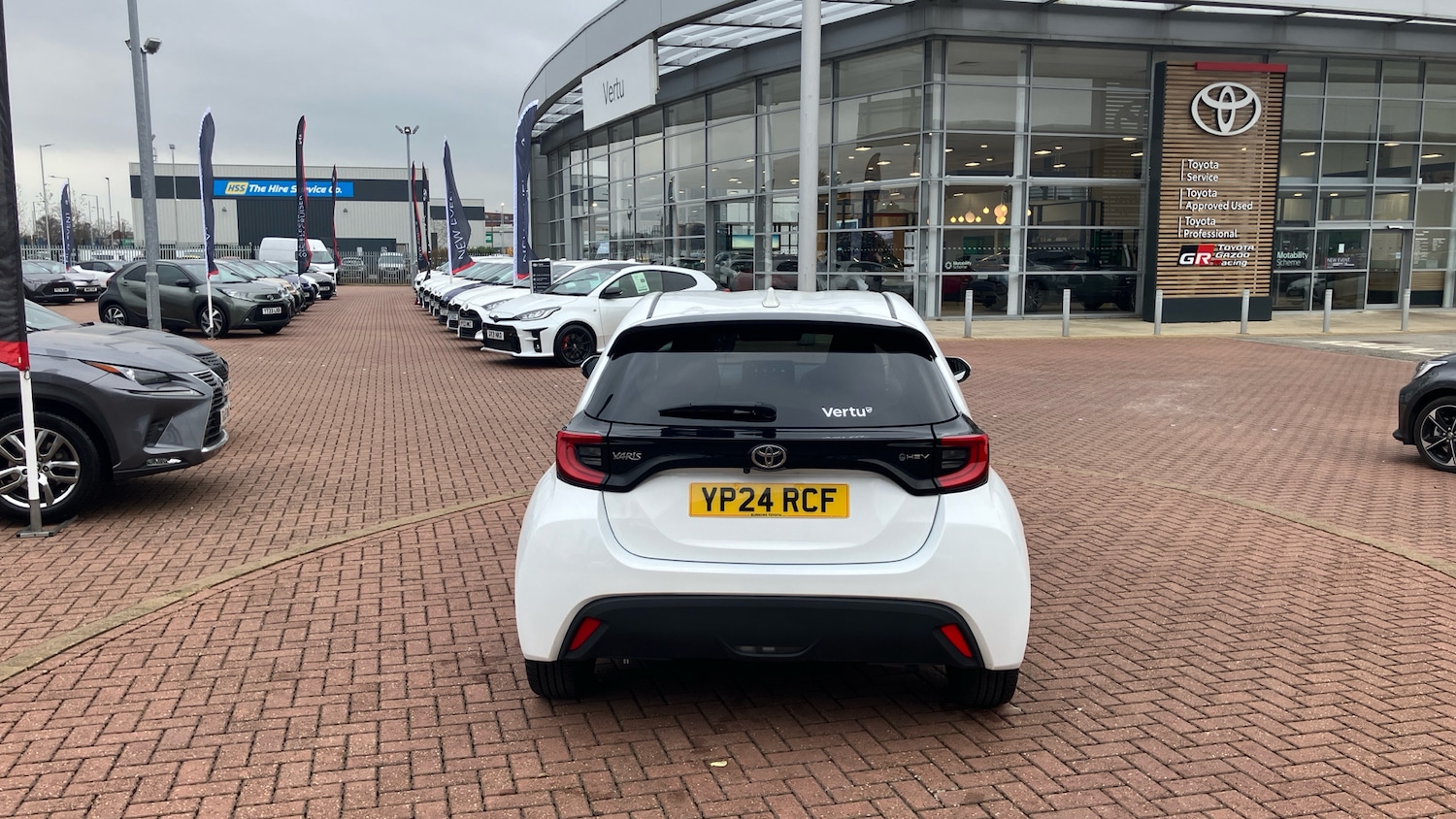 Used Toyota Yaris 2024 for sale - 77830429: Photo 34