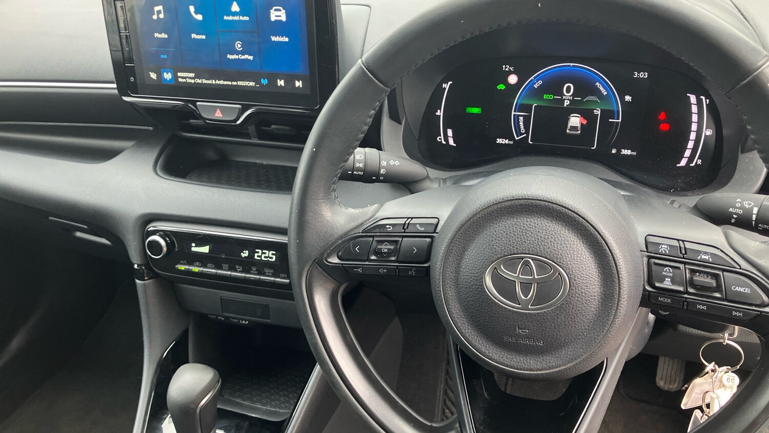 Used Toyota Yaris 2024 for sale - 77830429: Photo 8