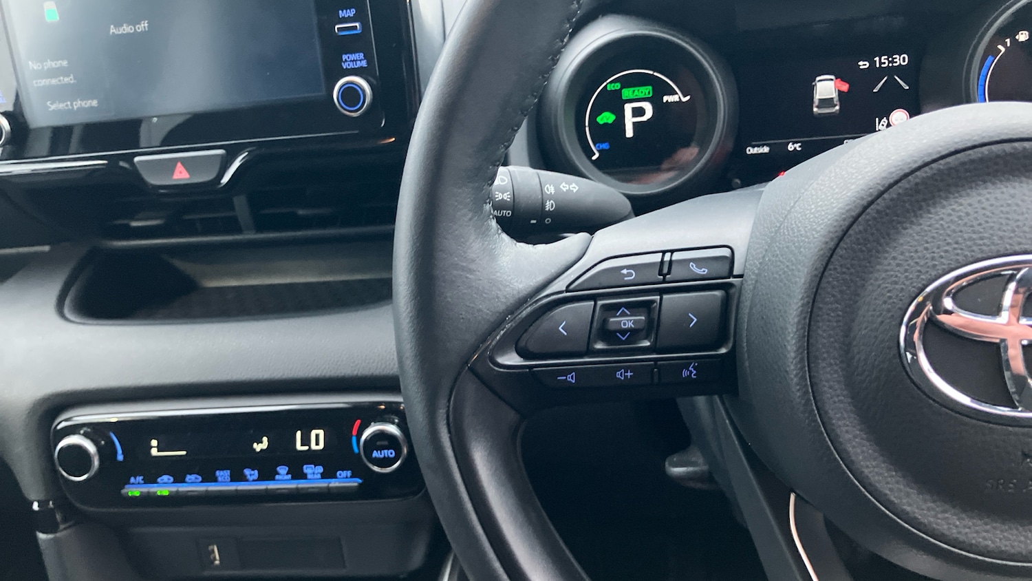 Used Toyota Yaris 2023 for sale - 77339178: Photo 37