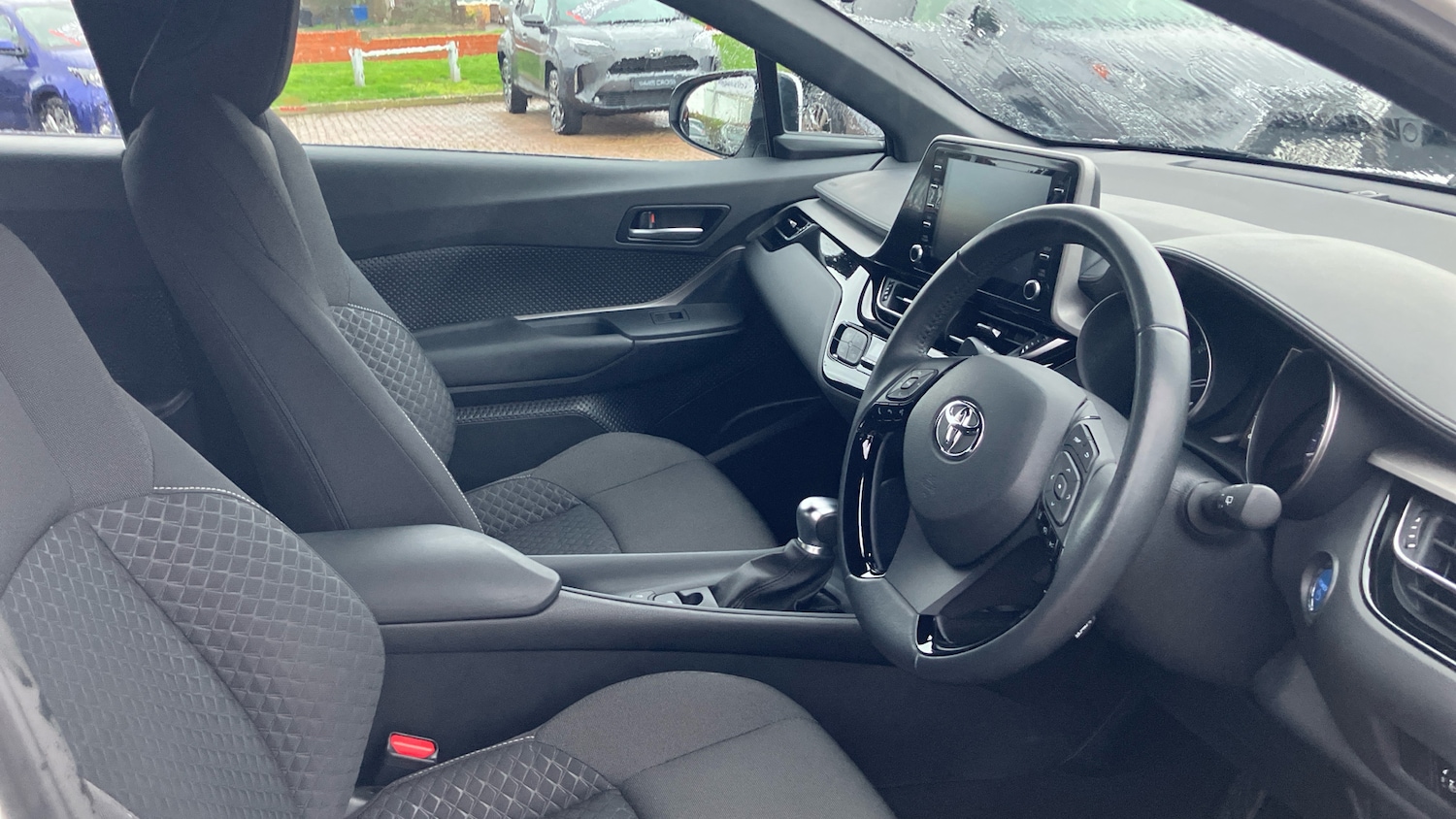 Used Toyota C-HR 2023 for sale - 77903780: Photo 11