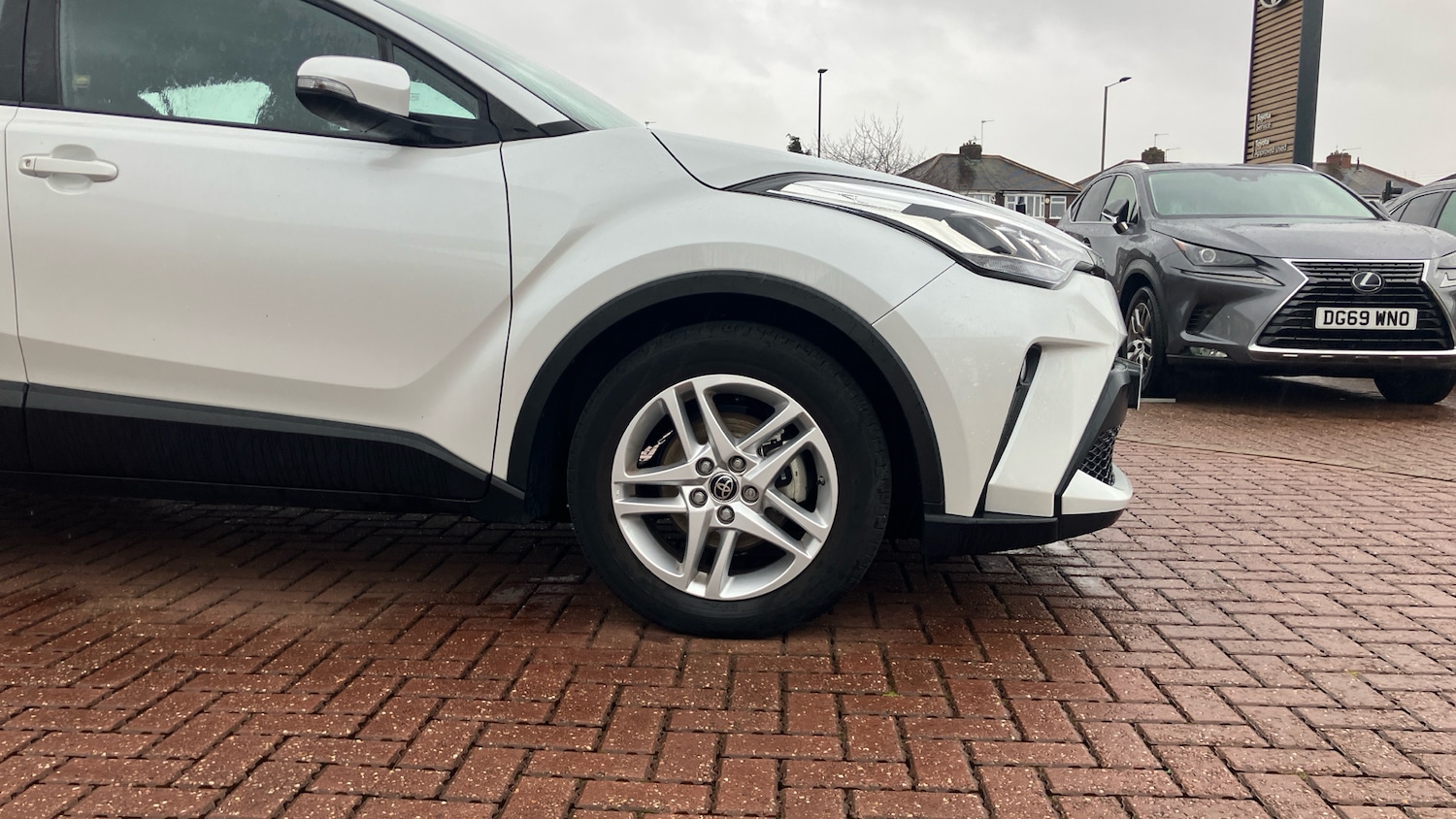 Used Toyota C-HR 2023 for sale - 77903780: Photo 18