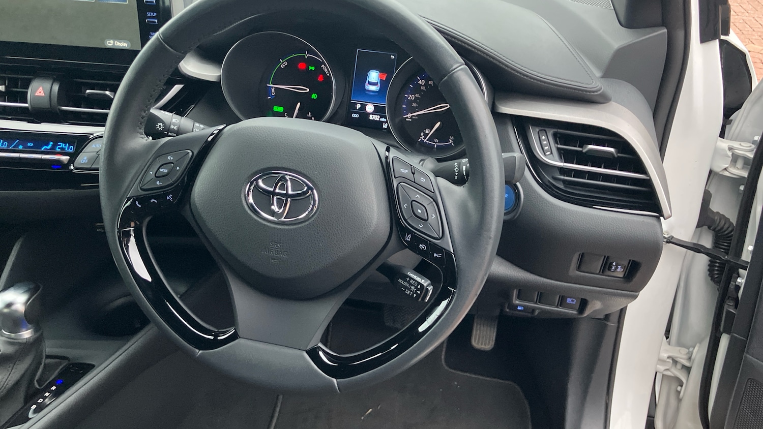 Used Toyota C-HR 2023 for sale - 77903780: Photo 8