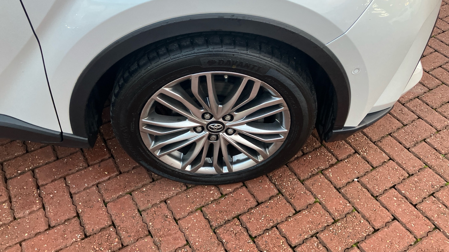 Used Toyota C-HR 2023 for sale - 77271313: Photo 29