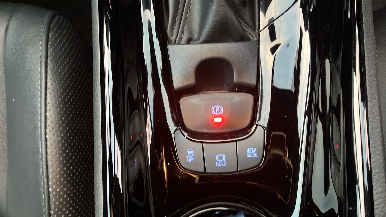 Used Toyota C-HR 2023 for sale - 77271313: Photo 35