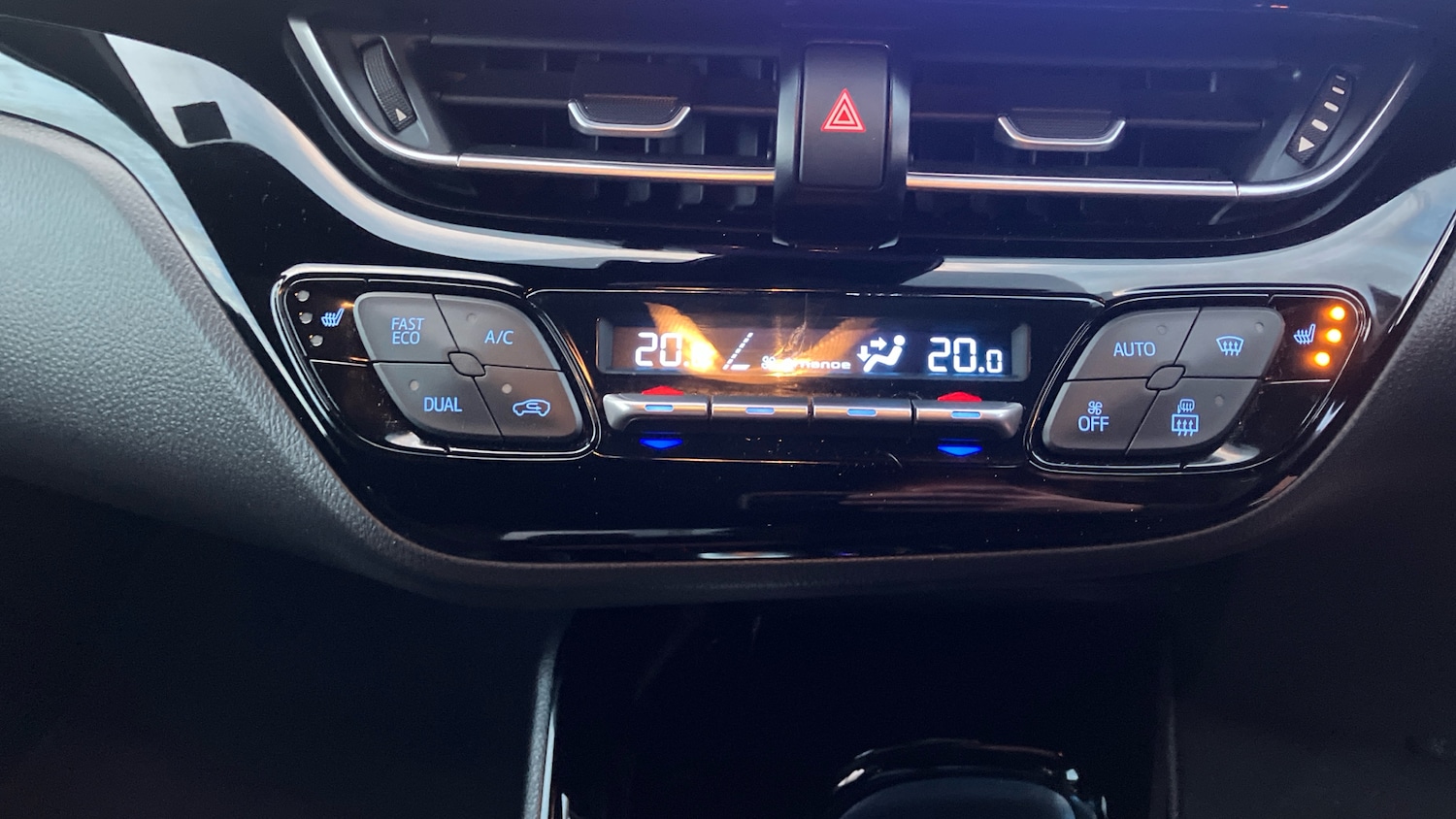 Used Toyota C-HR 2023 for sale - 77271313: Photo 37