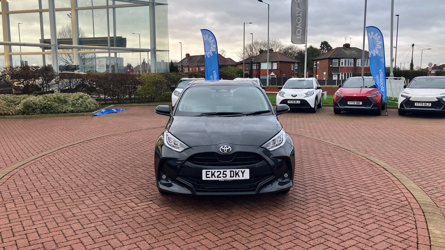 Used Toyota Yaris 2025 for sale - 76980766: Photo 33