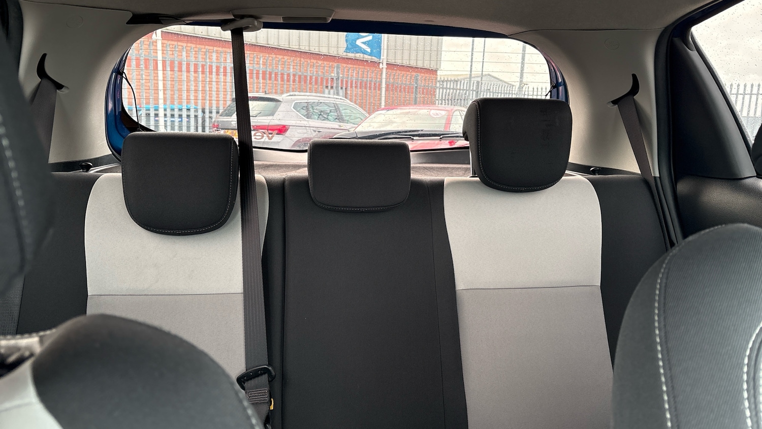 Used Toyota Yaris 2018 for sale - 77836770: Photo 15