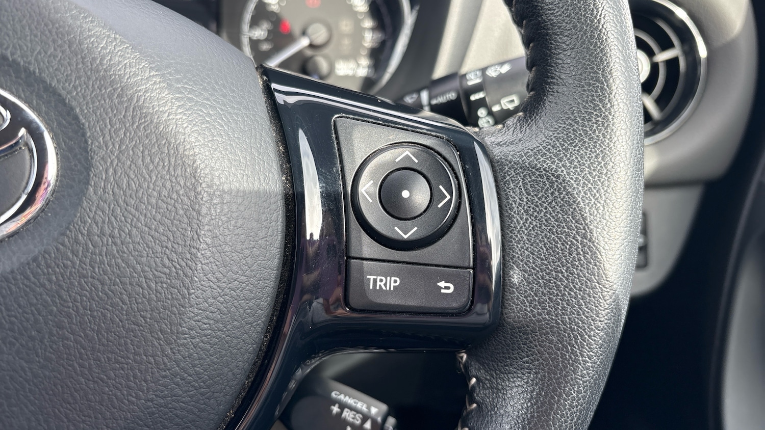 Used Toyota Yaris 2018 for sale - 77836770: Photo 28