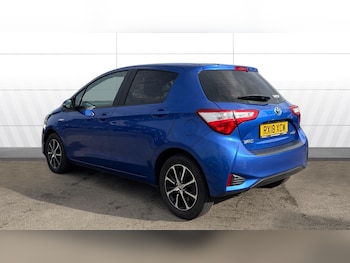 Used Toyota Yaris 2018 for sale - 77836770: Photo